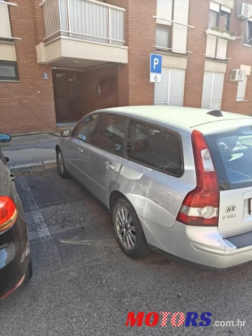 2005' Volvo V50 2,0 D photo #1