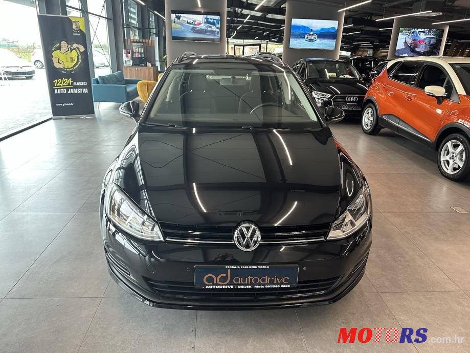 2014' Volkswagen Golf 7 1,6 Tdi Bmt photo #2