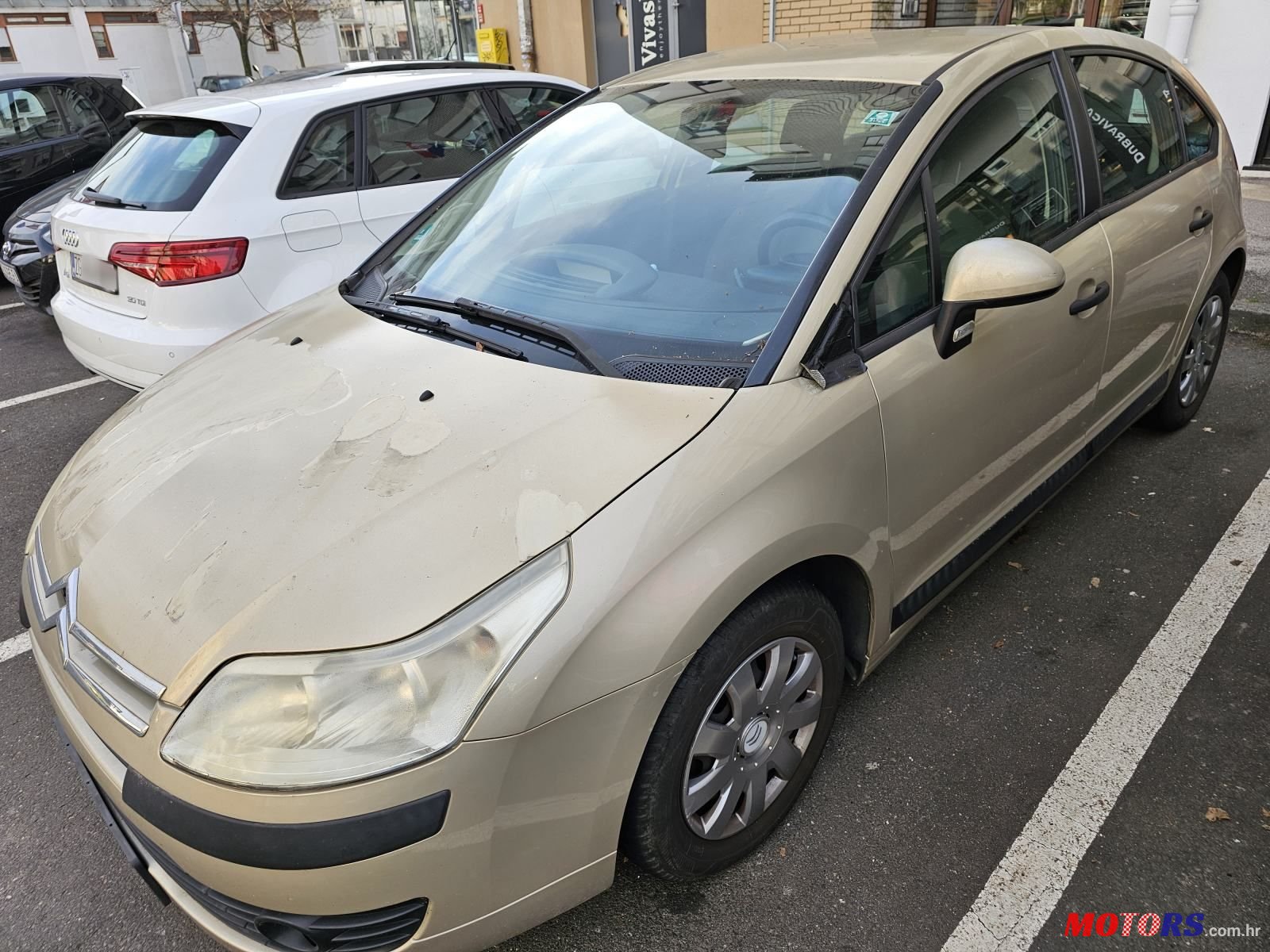 2006' Citroen C4 1.4 I 16V photo #4