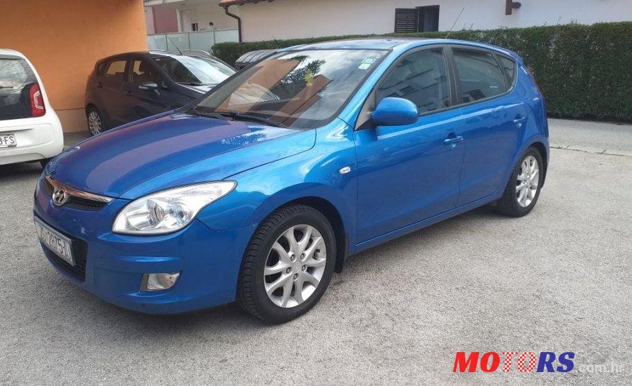 2007' Hyundai I30 1,4 16V photo #2