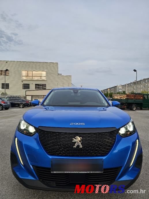 2020' Peugeot 2008 1,2 Puretech photo #1