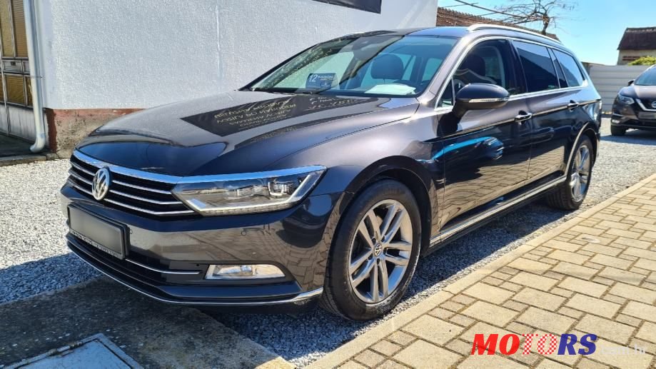2018' Volkswagen Passat Variant photo #3