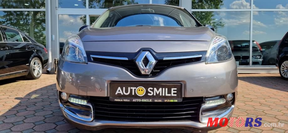 2014' Renault Scenic Dci 130 photo #2