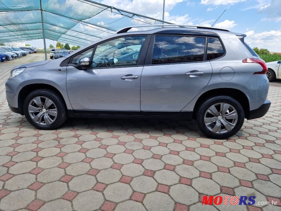 2017' Peugeot 2008 1,2 photo #4