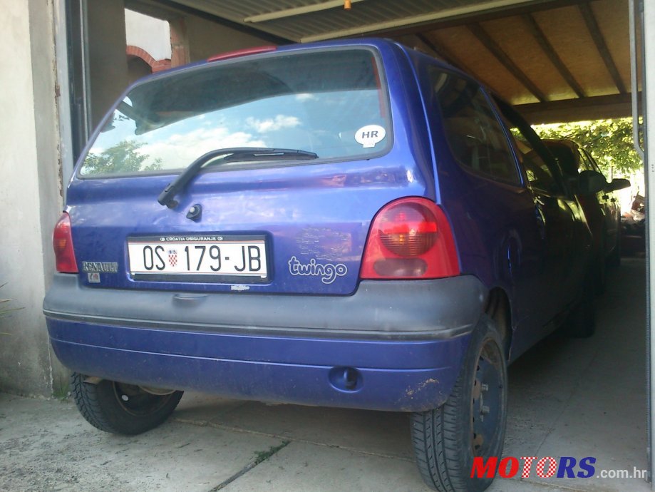 2001' Renault Twingo photo #2