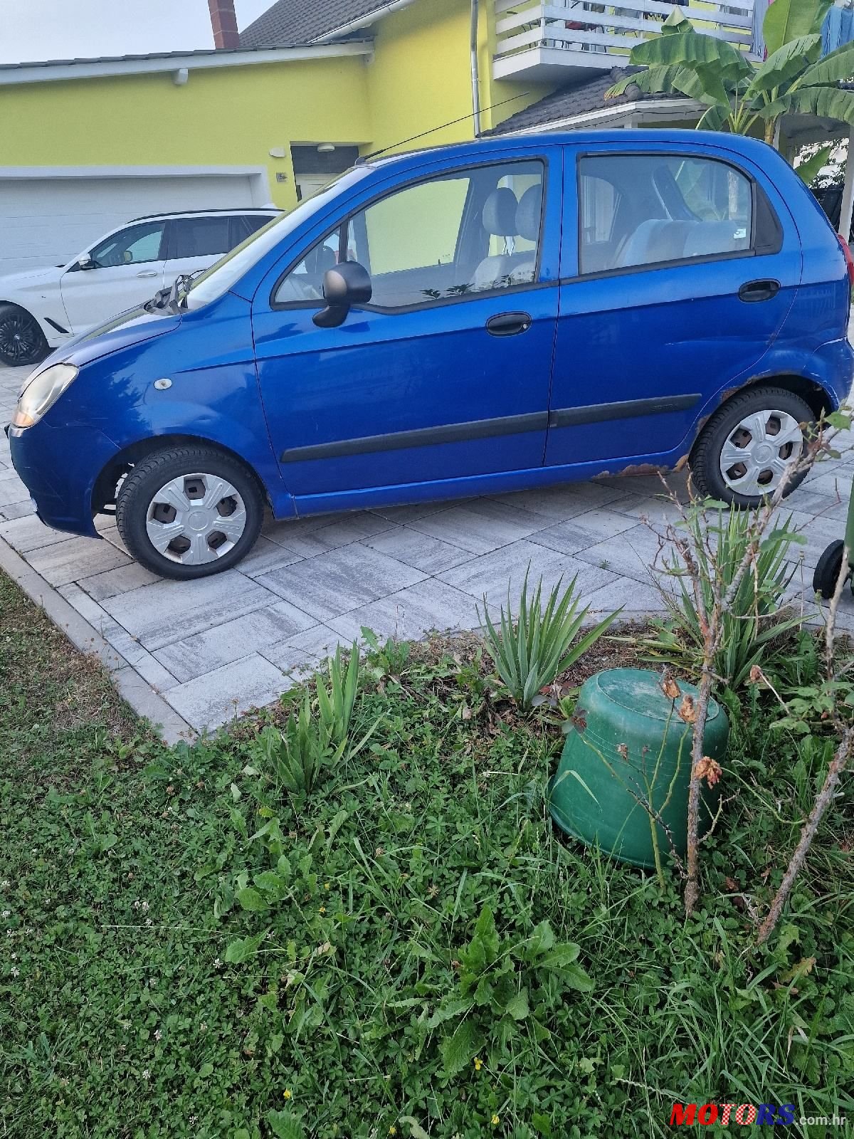 2009' Chevrolet Spark Spark 0,8 photo #1