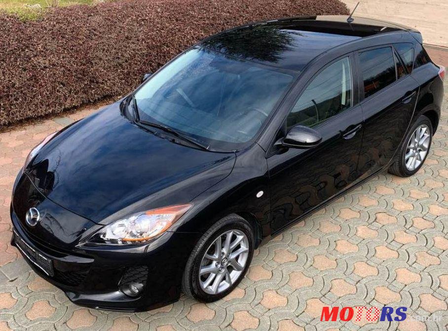 2013' Mazda 3 Sport photo #3
