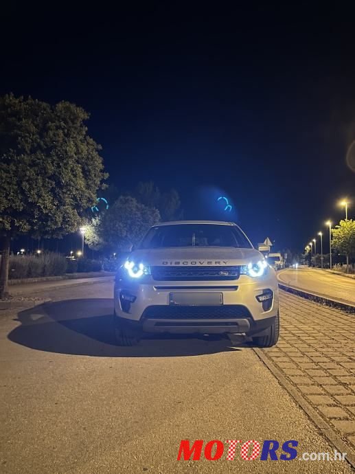 2017' Land Rover Discovery Sport 2.0 4X4 photo #6