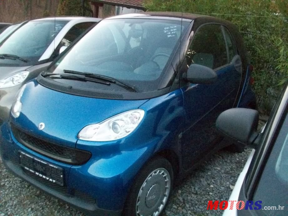 2011' Smart Fortwo 451 photo #2