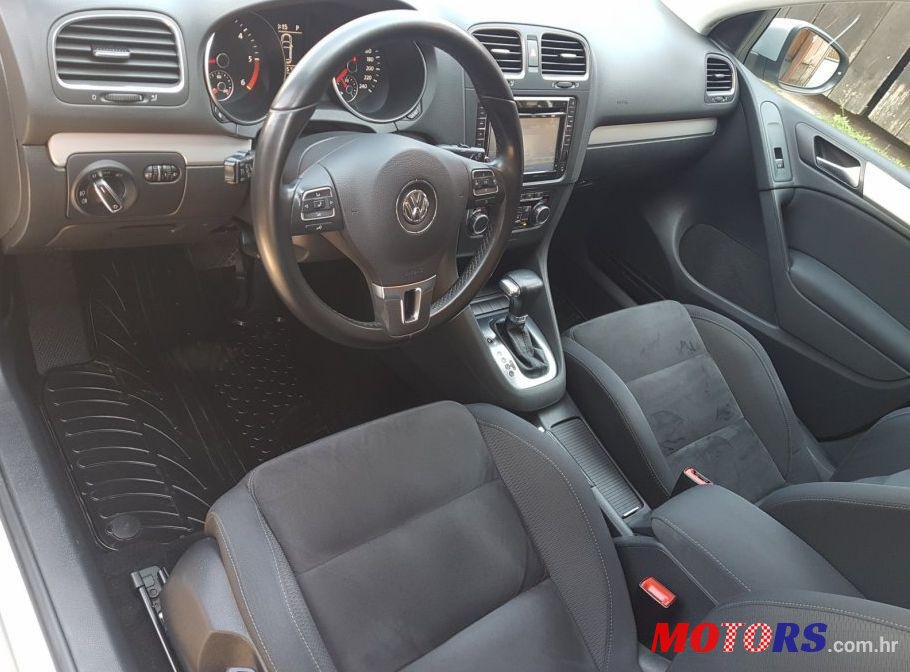 2010' Volkswagen Golf VI 2,0 Tdi photo #1