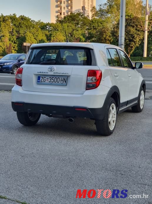 2009' Toyota Urban Cruiser Awd photo #6