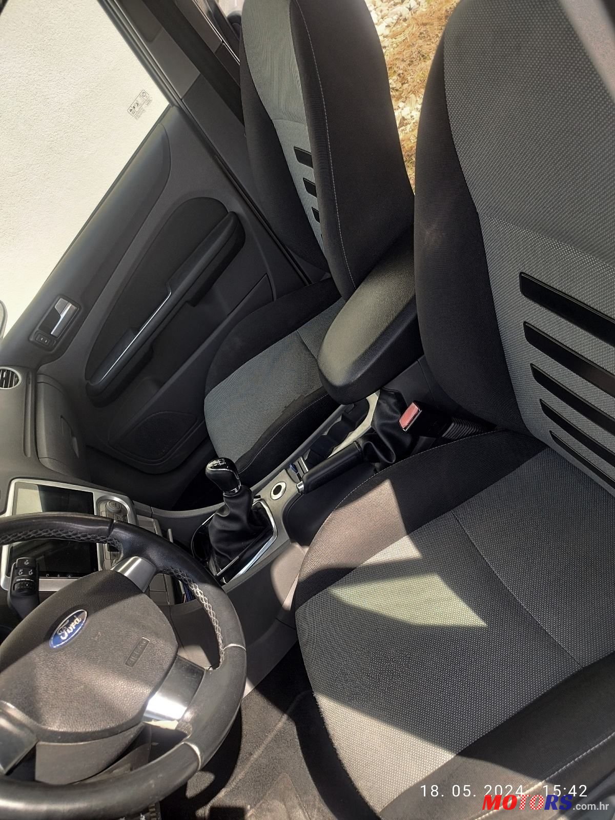 2011' Ford Focus 1,6 photo #3