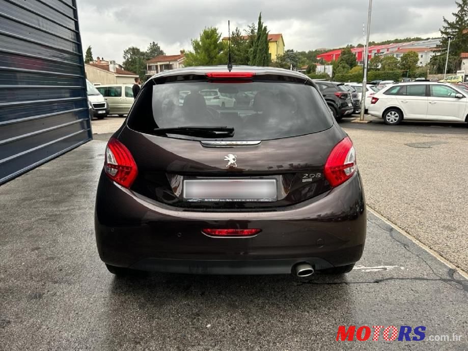 2012' Peugeot 208 1,6 E-Hdi photo #6