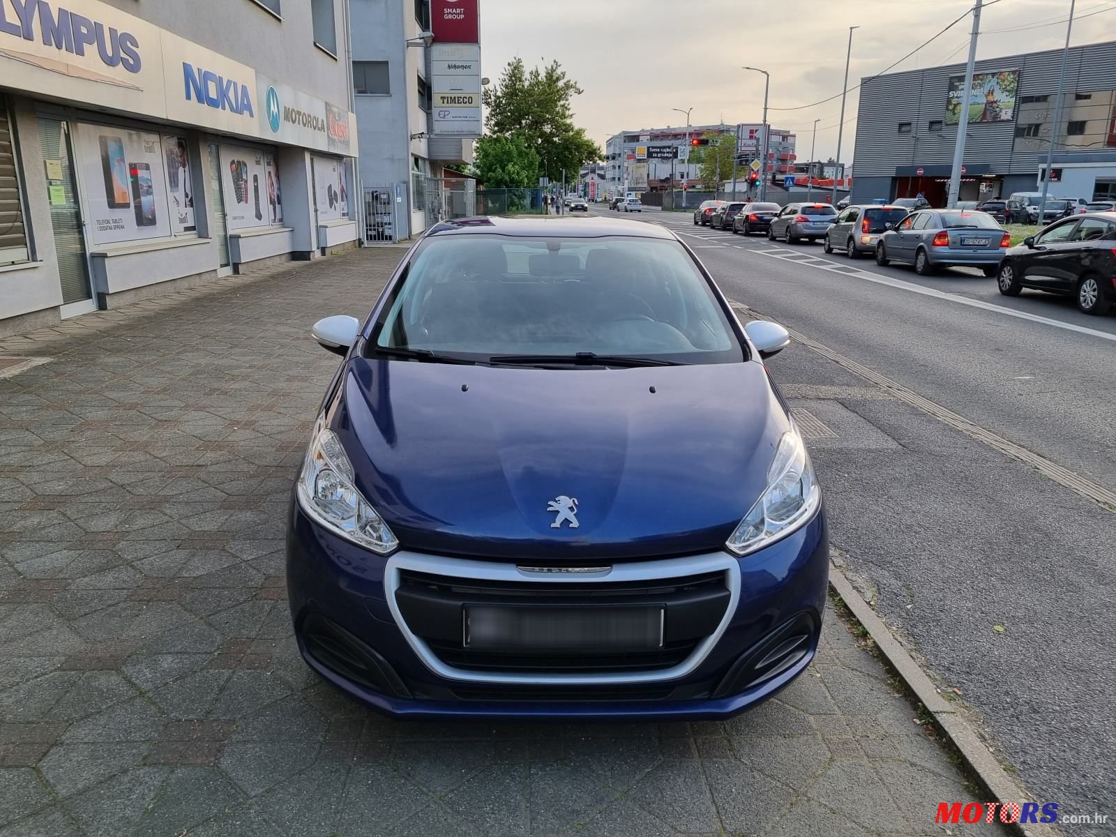 2018' Peugeot 208 1,2 Puretech photo #3
