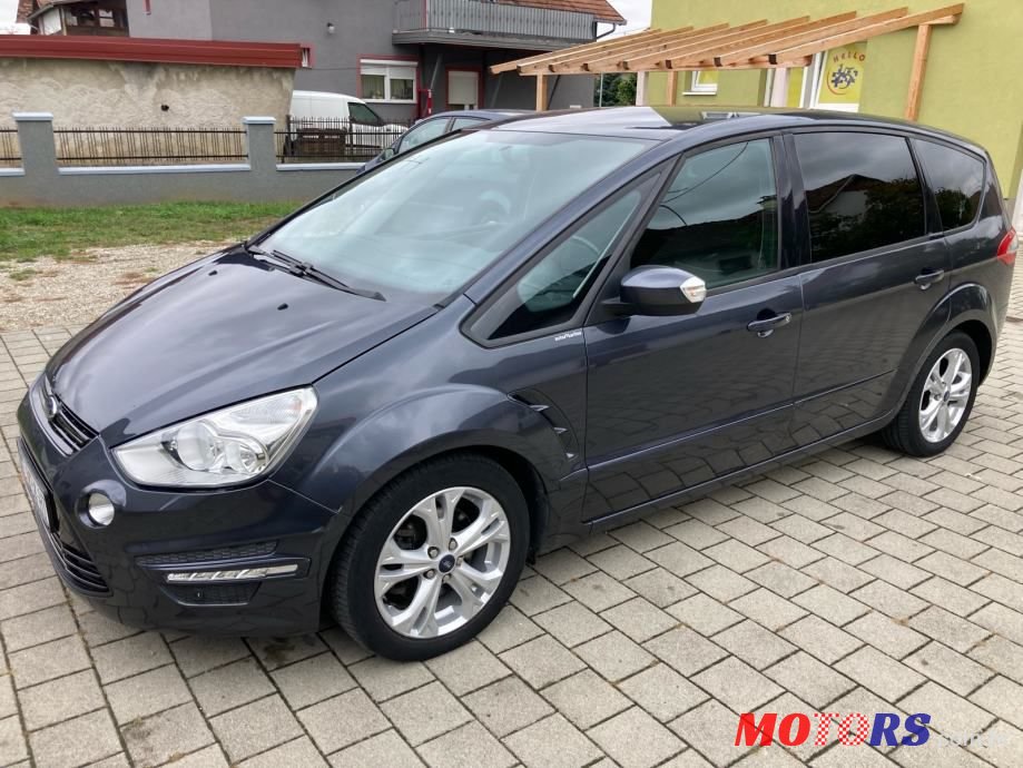 2010' Ford S-Max 2,0 photo #1