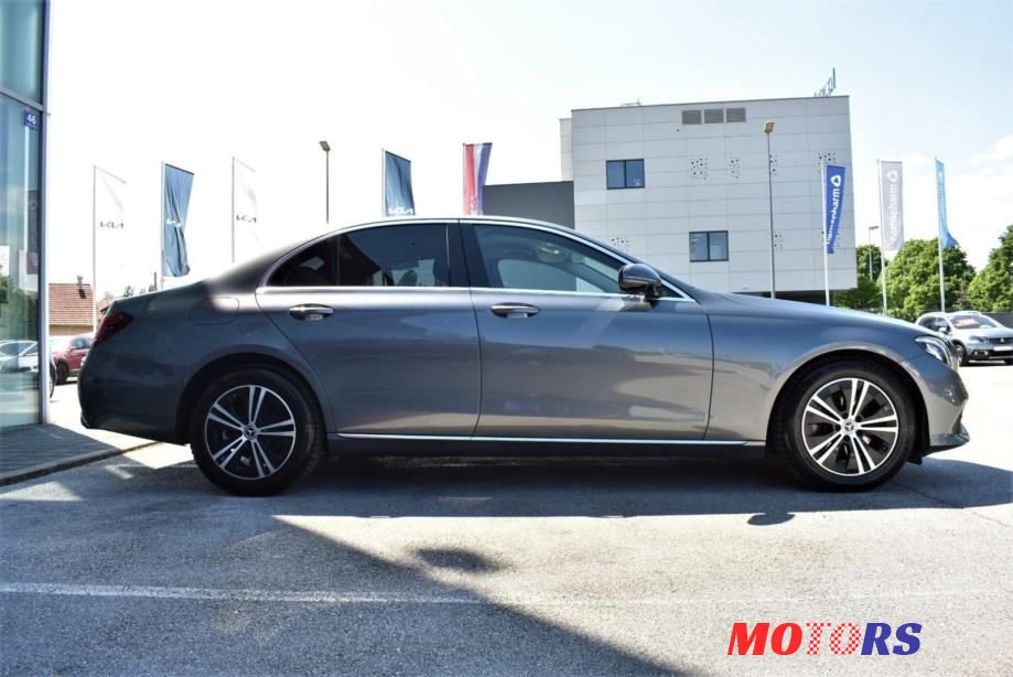 2020' Mercedes-Benz E-Klasa photo #4