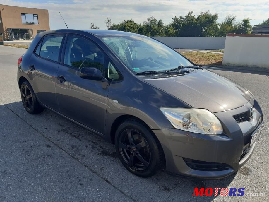2008' Toyota Auris 1,4 Vvt-I photo #4