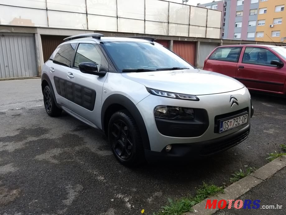 2015' Citroen C4 Cactus photo #1