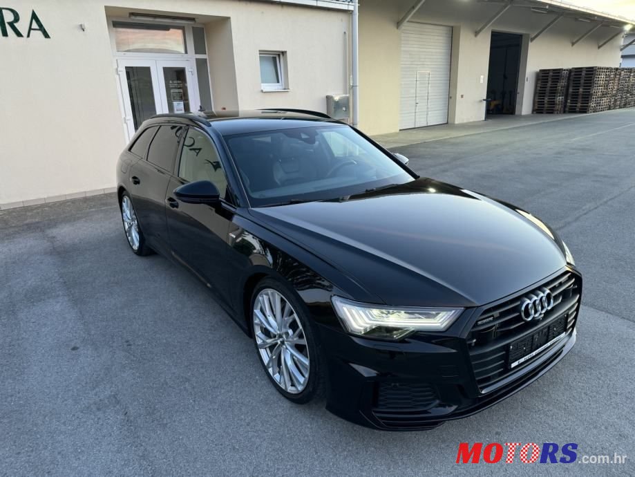 2019' Audi A6 Avant photo #2