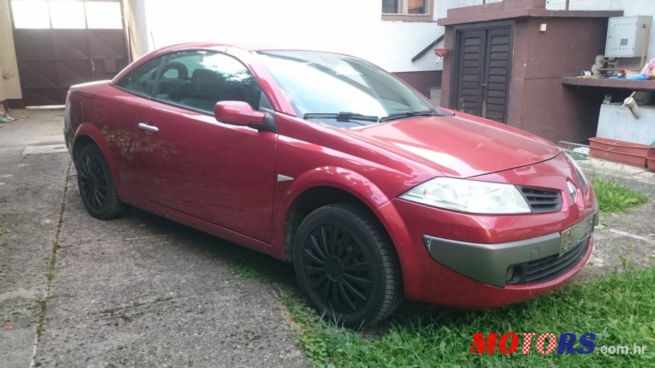 2006' Renault Megane Cabrio photo #1