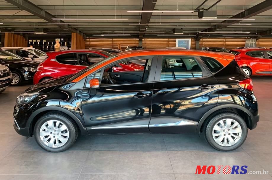 2015' Renault Captur photo #4