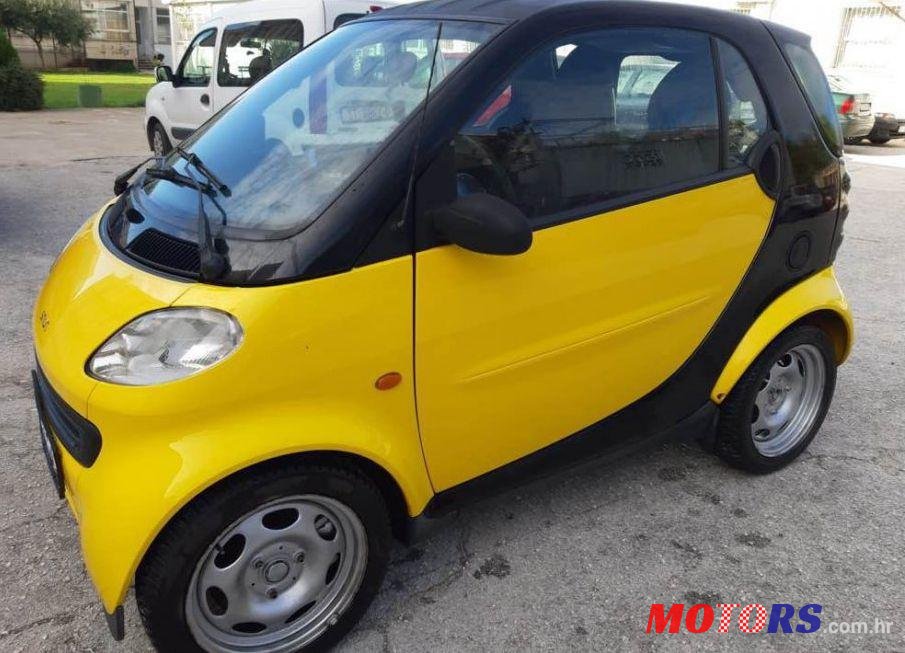 2000' Smart Fortwo Smart Cdi photo #1