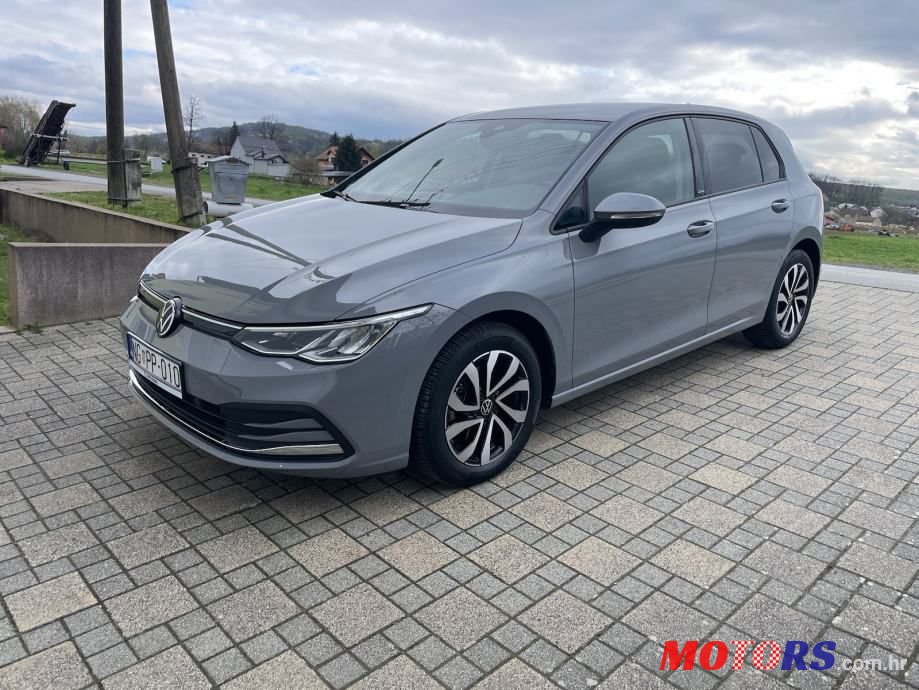 2022' Volkswagen Golf 8 2,0 Tdi photo #2