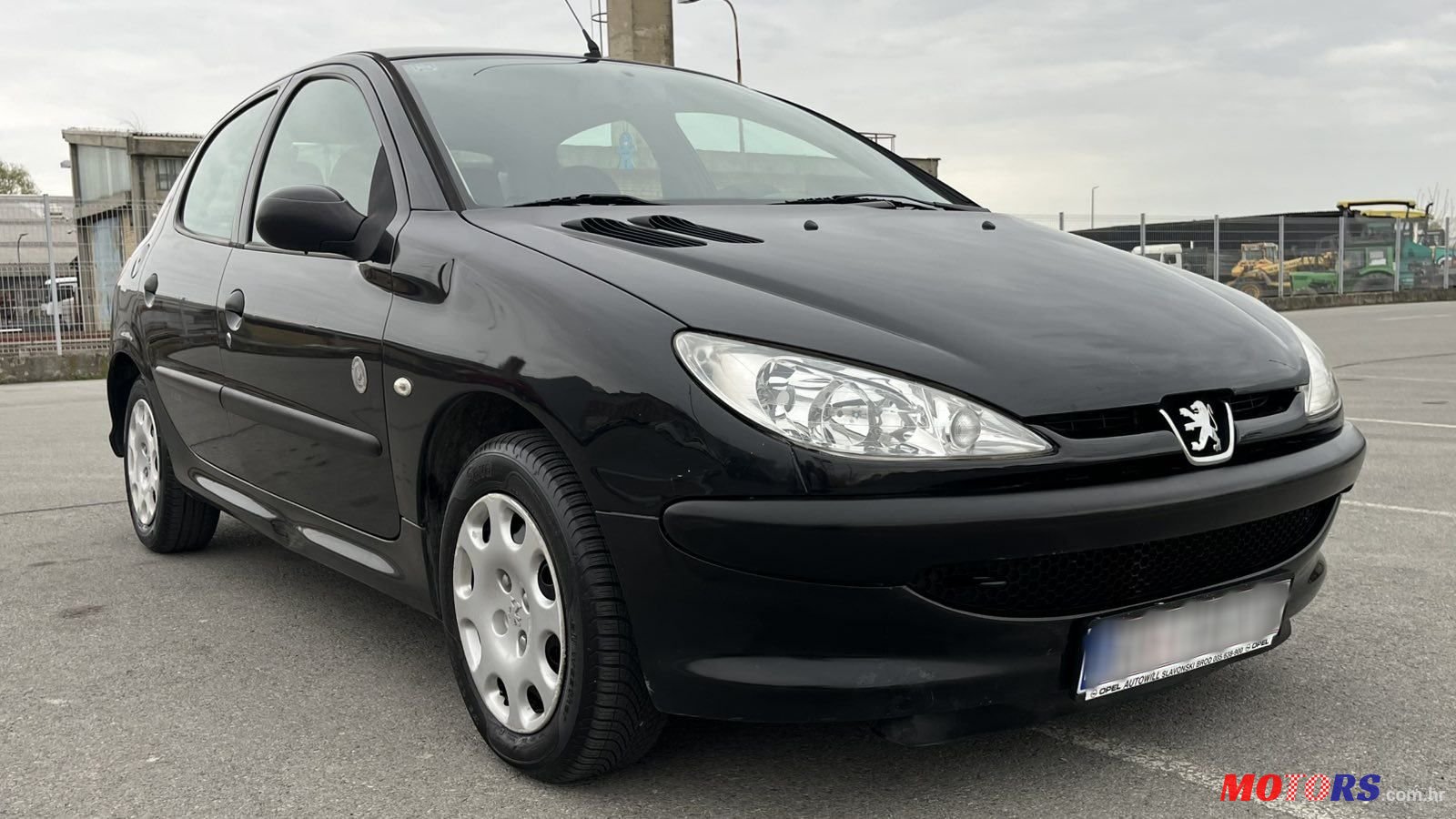 2005' Peugeot 206 photo #2