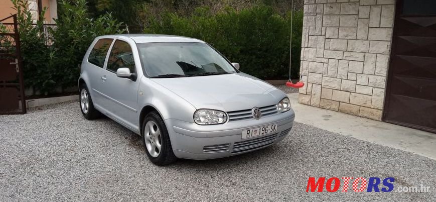 1999' Volkswagen Golf IV 1,9 Sdi photo #1