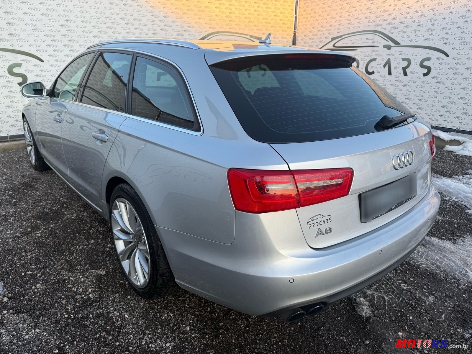 2012' Audi A6 Avant photo #6