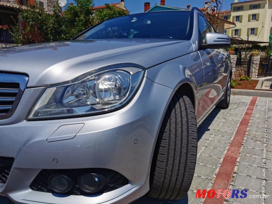 2013' Mercedes-Benz C-Klasa 220 Cdi T photo #1