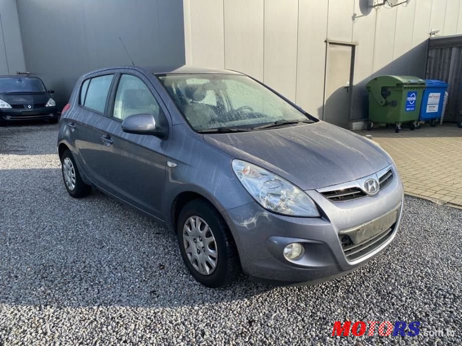 2010' Hyundai i20 photo #1