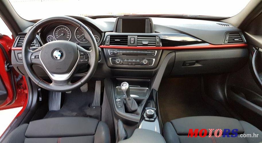 2012' BMW Serija 3 316D photo #2