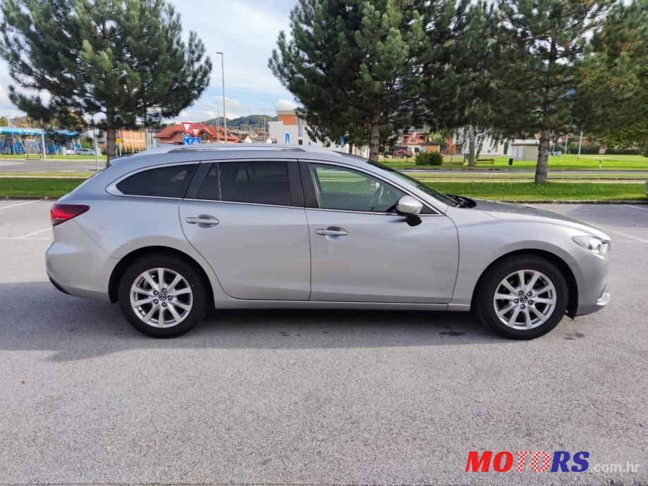 2014' Mazda 6 Sport Combi photo #3