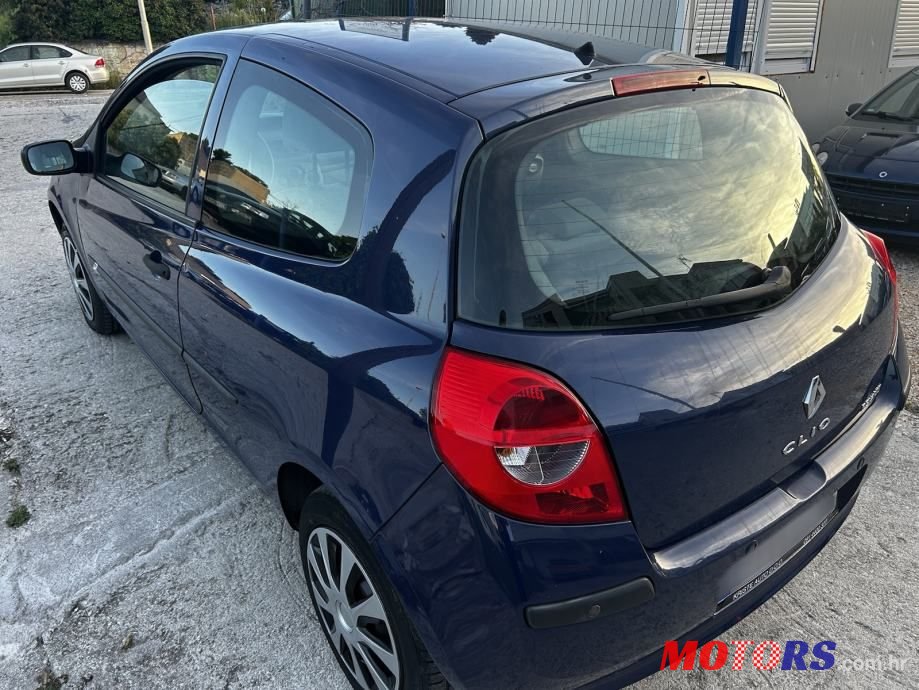 2006' Renault Clio 1,2 16V photo #5