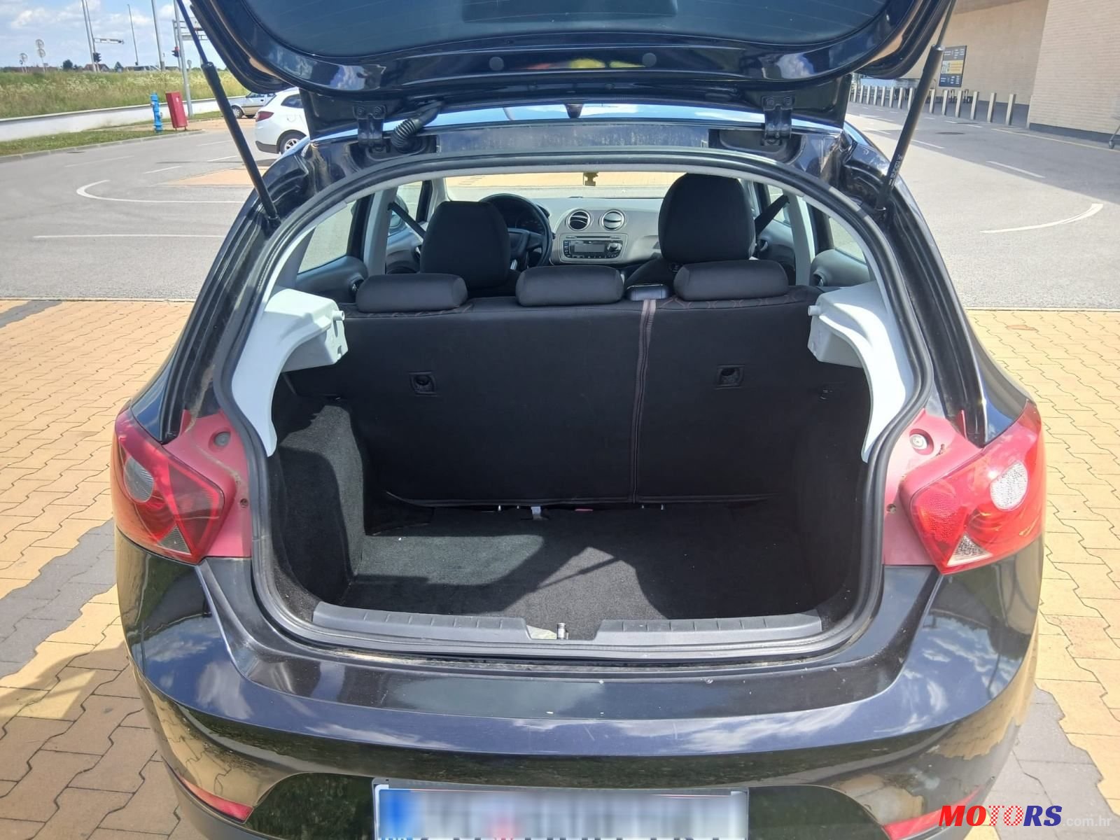 2009' SEAT Ibiza 1,4 Tdi photo #3