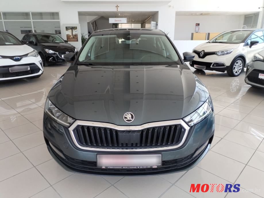 2022' Skoda Octavia 2,0 Tdi photo #2