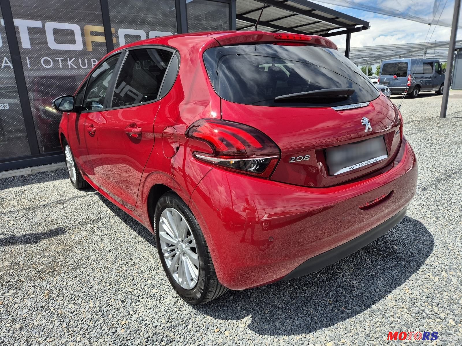 2017' Peugeot 208 1,2 photo #5