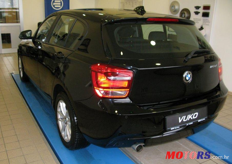 2014' BMW Serija 1 116D photo #1