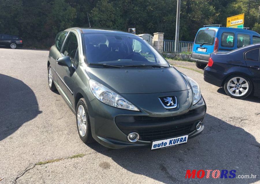 2008' Peugeot 207 1.4 Hdi Premium photo #1