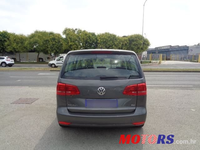 2010' Volkswagen Touran 1,6 Tdi photo #5