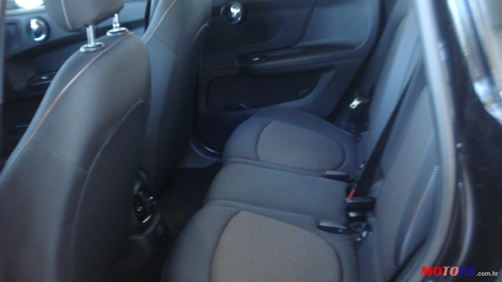 2019' MINI Countryman Mini One D photo #6