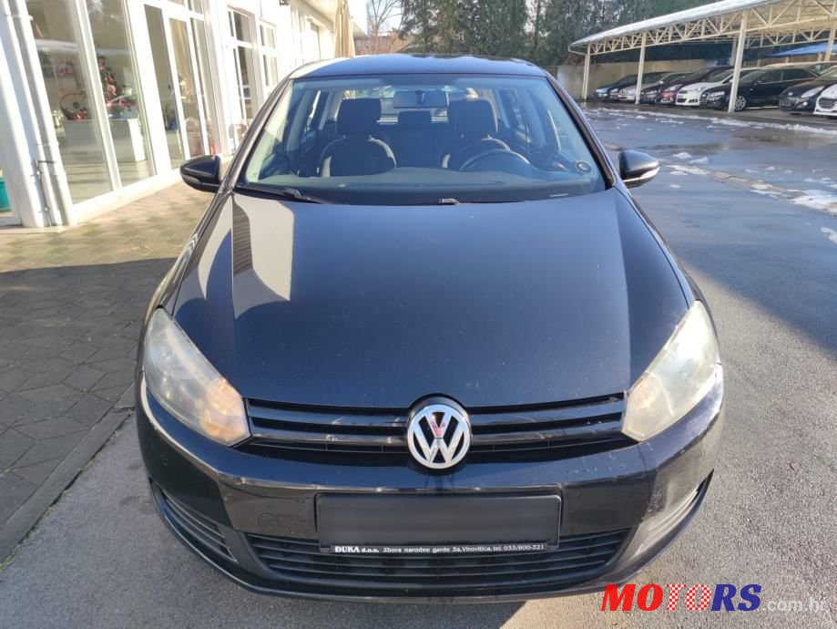 2010' Volkswagen Golf VI 1,6 Tdi photo #4