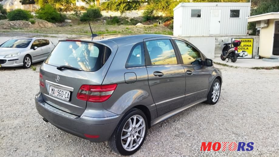 2011' Mercedes-Benz B-Klasa 180 Cdi photo #6