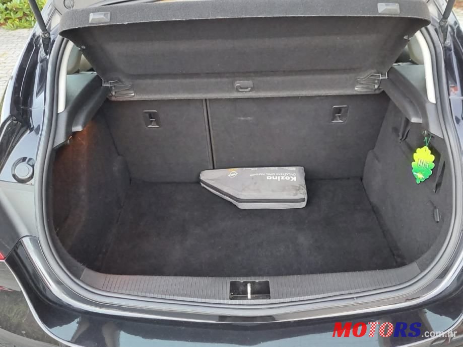 2010' Opel Astra 1,4 16V photo #5