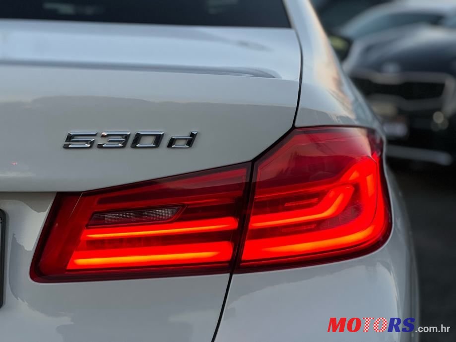 2017' BMW Serija 5 530D photo #5