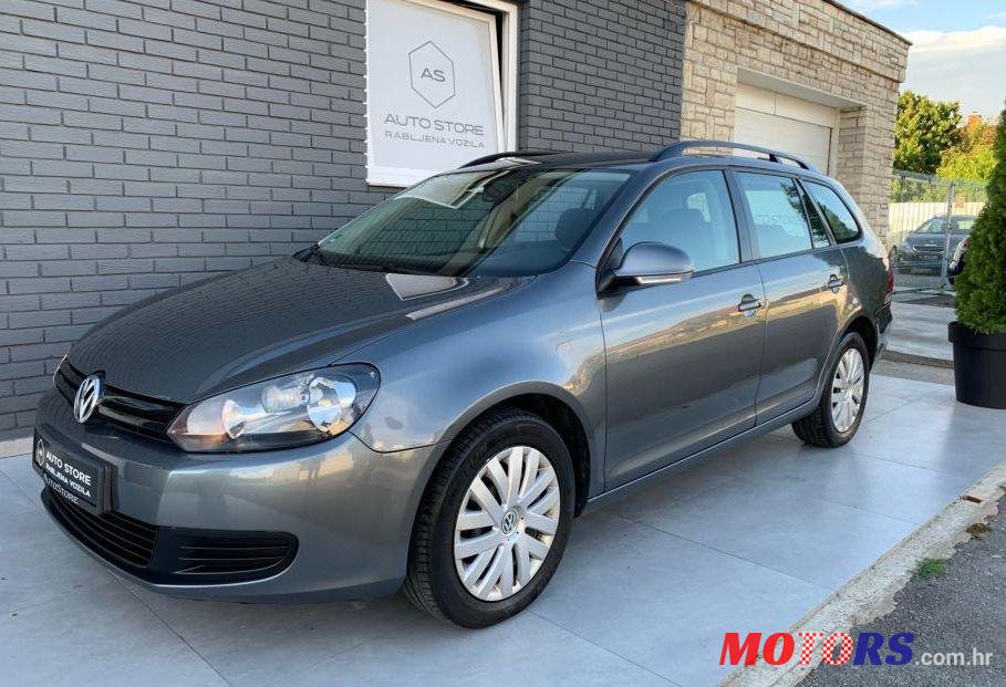 2009' Volkswagen Golf Vi Variant 1,6 Tdi photo #1