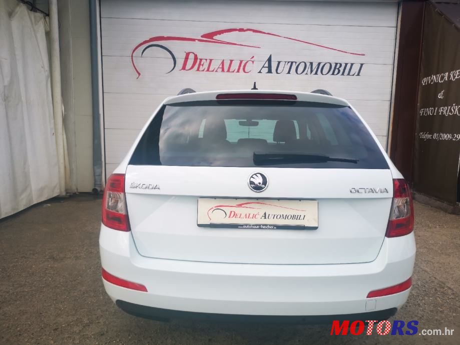 2016' Skoda Octavia Combi photo #5