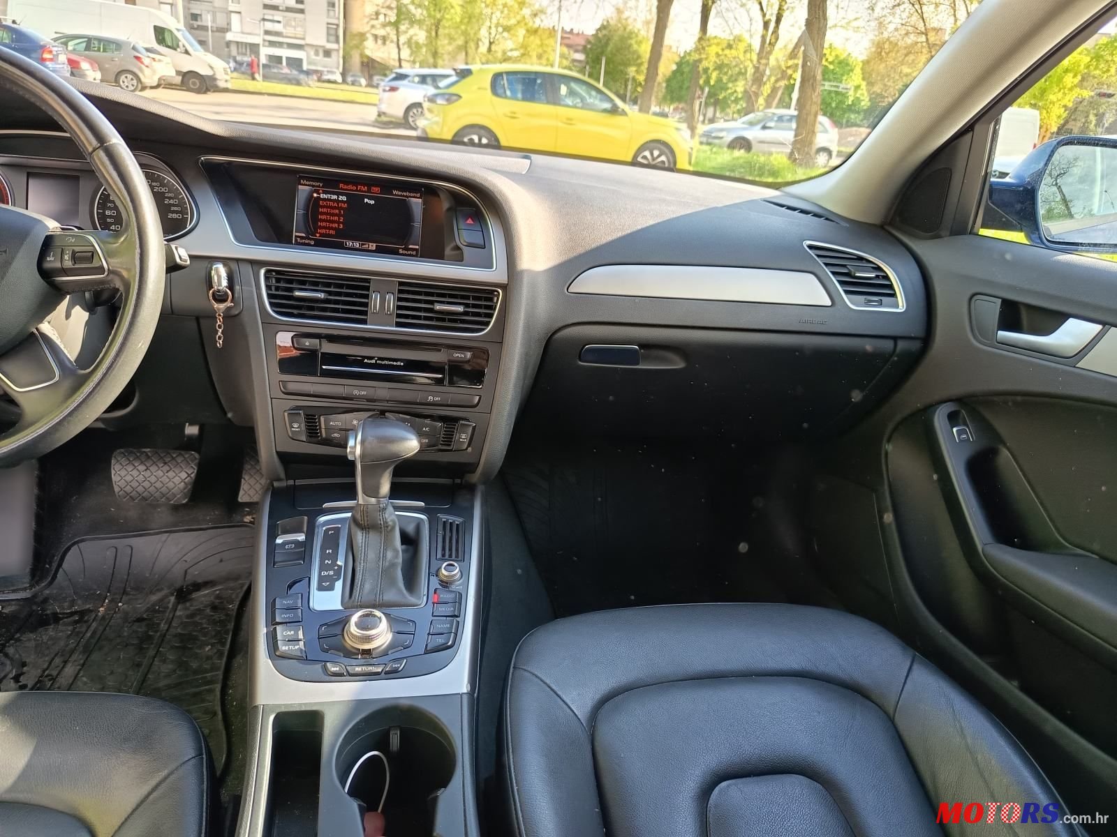 2014' Audi A4 Avant photo #3