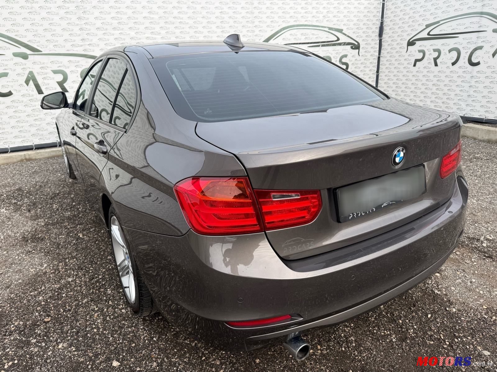 2012' BMW Serija 3 316D photo #6